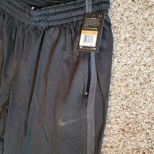Mens NWT Nike Pants